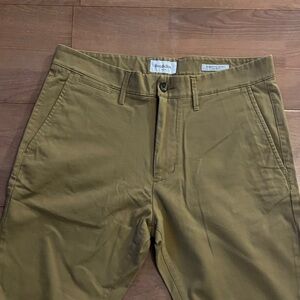Goodfellow & Co Men's Khaki Chino Pants